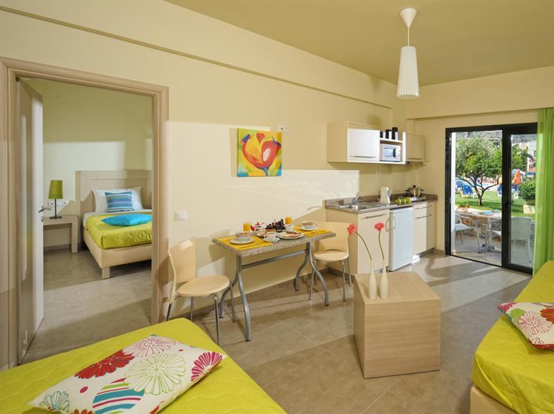 Kristalli Hotel Apartments 玛利亚 外观 照片