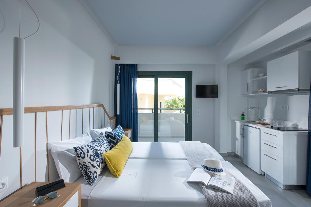 Kristalli Hotel Apartments 玛利亚 外观 照片