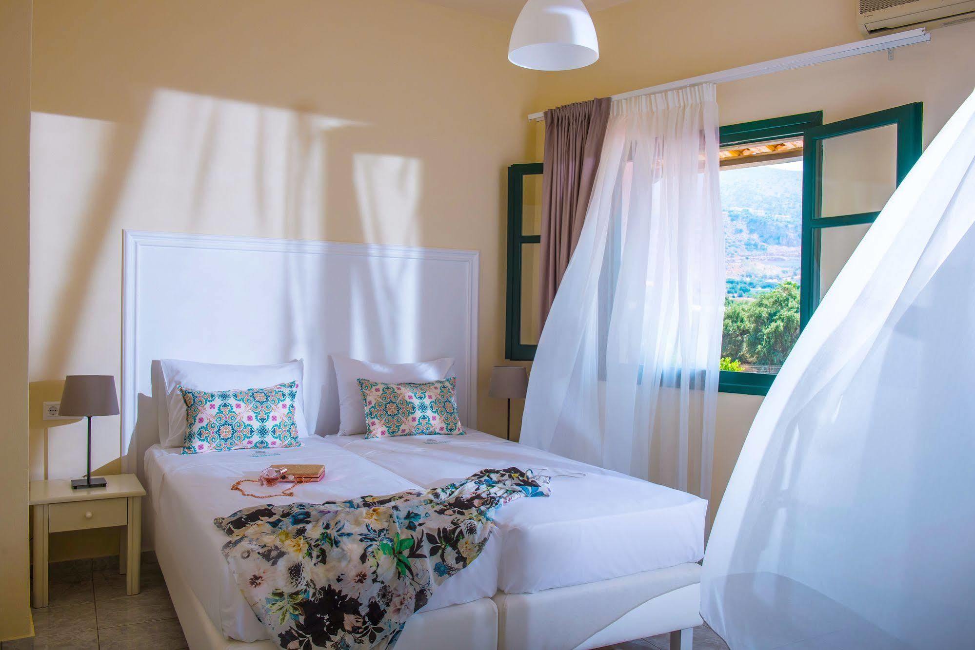 Kristalli Hotel Apartments 玛利亚 外观 照片