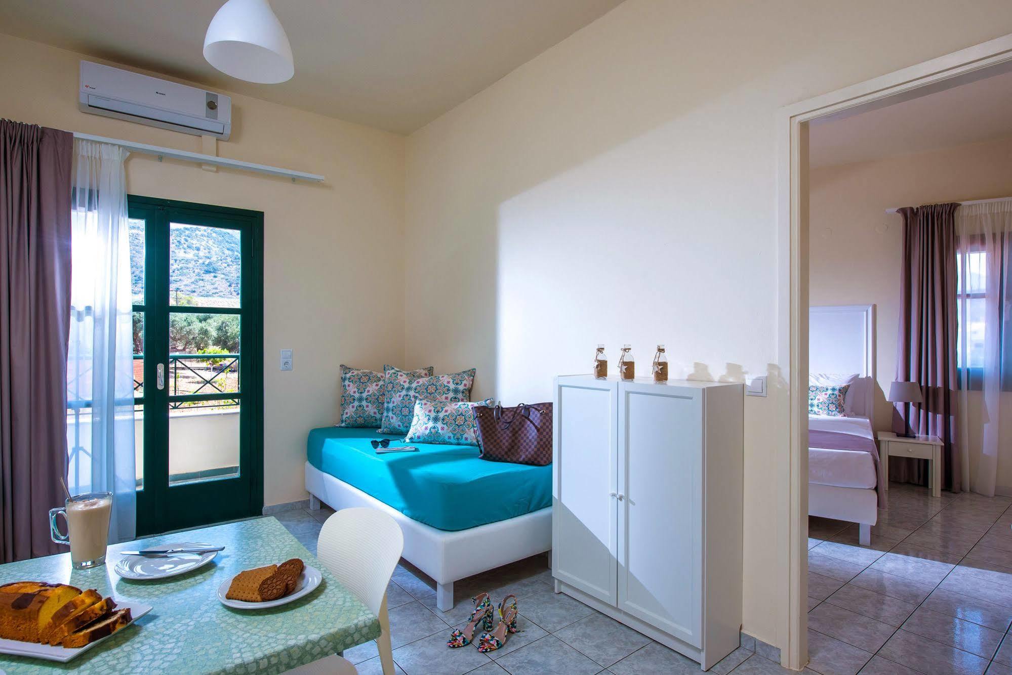 Kristalli Hotel Apartments 玛利亚 外观 照片